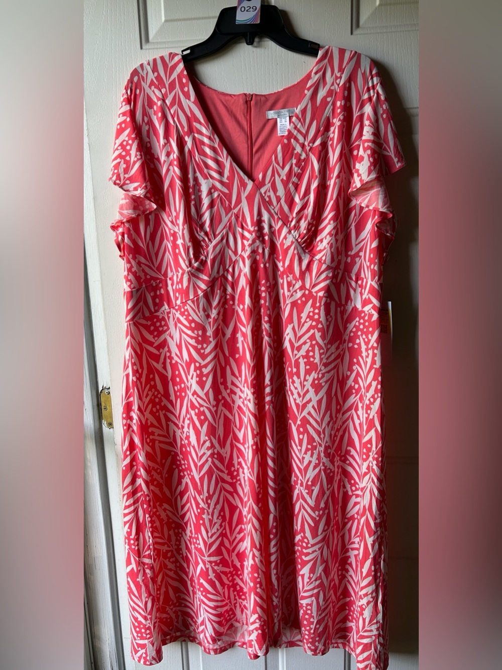 London Times Coral and White Printed V-Neck Dress